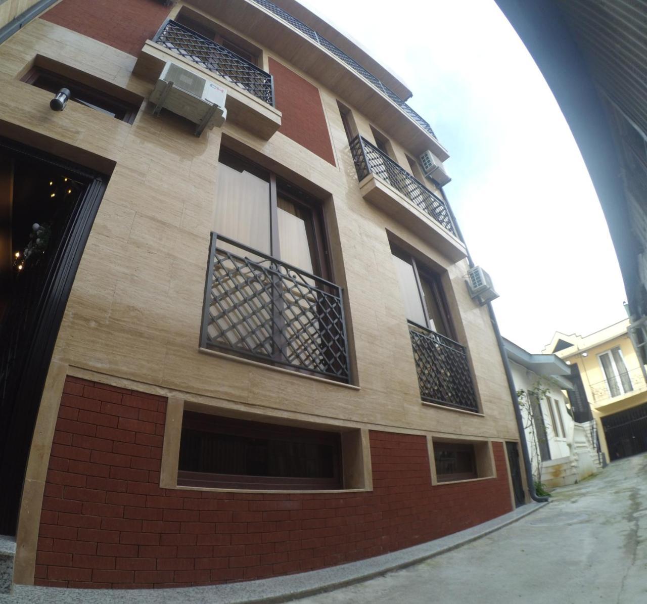 Piazza Batumi Guesthouse Exterior foto